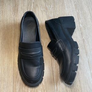 Women’s Black Chunky Platform Loafers - Never Worn